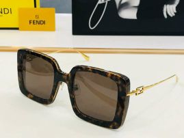 Picture of Fendi Sunglasses _SKUfw55115437fw